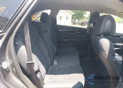 2016 Kia Sorento Lx/L из США, поврежденный, VIN 5XYPGDA31GG134305